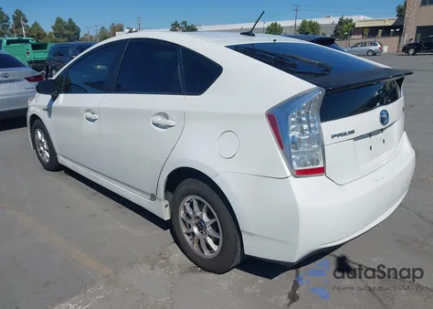 2011 Toyota Prius Three from USA, damaged, VIN JTDKN3DU1B0264923